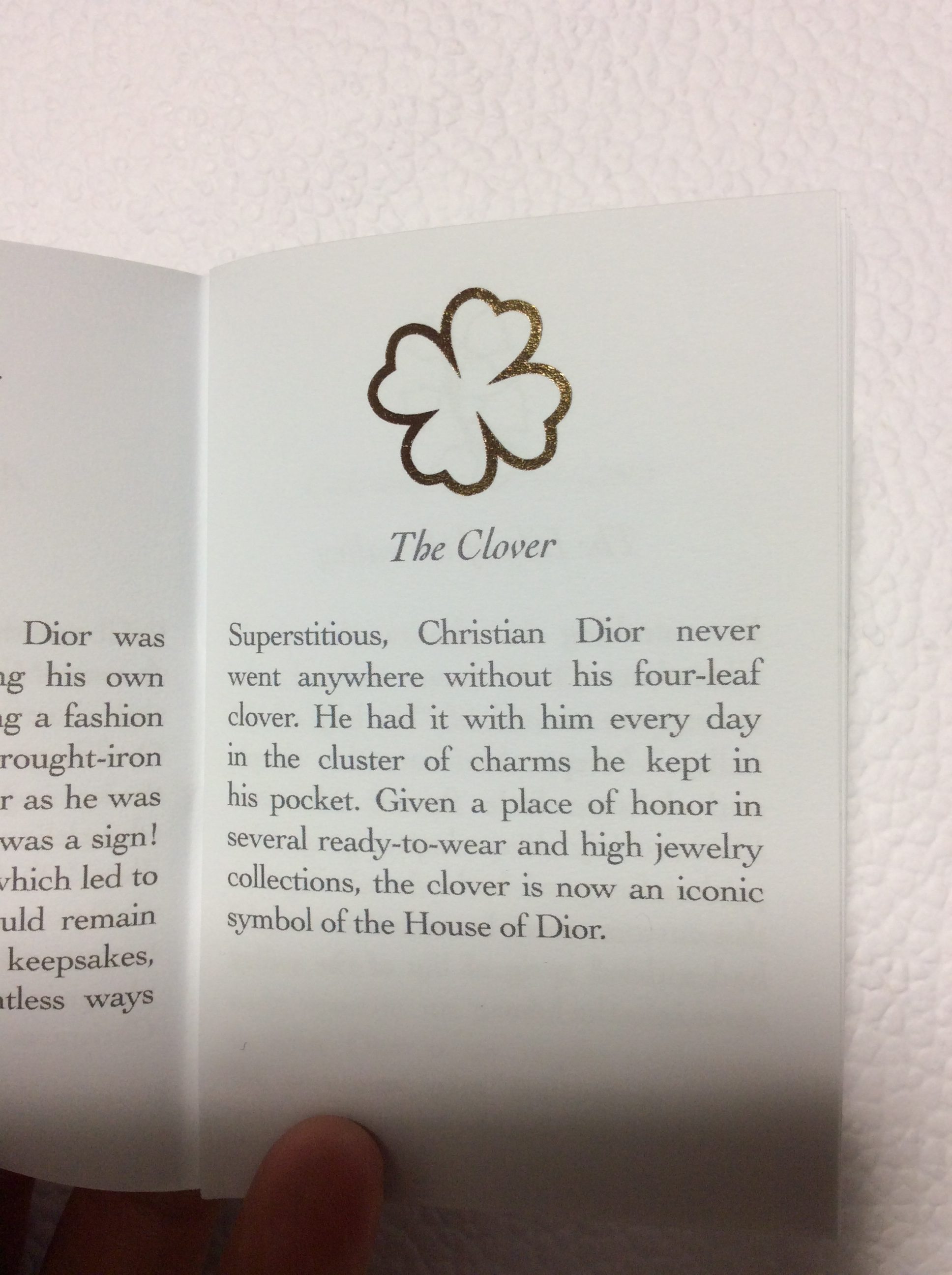 Dior　アドベントカレンダー　2018年版クローバーのチャームの説明